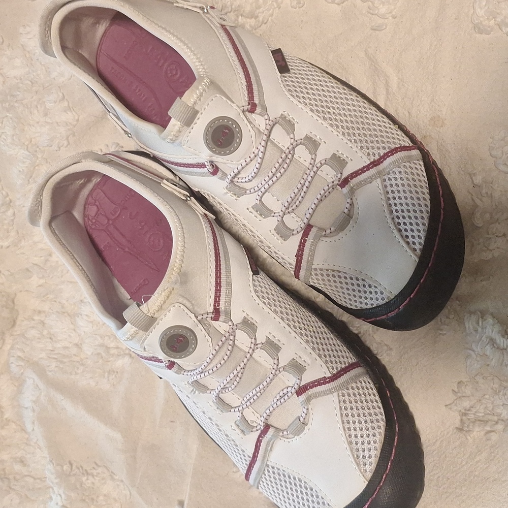 NEW  J-41 Adventure TENNIS Shoes